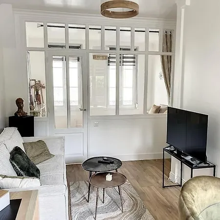 Apartment Le Huitieme - Chic Et Branche